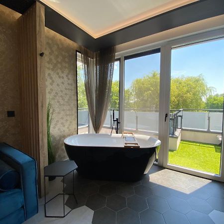 Relax Sauna Apartman Privat Finn Szaunaval Кестхей Екстер'єр фото