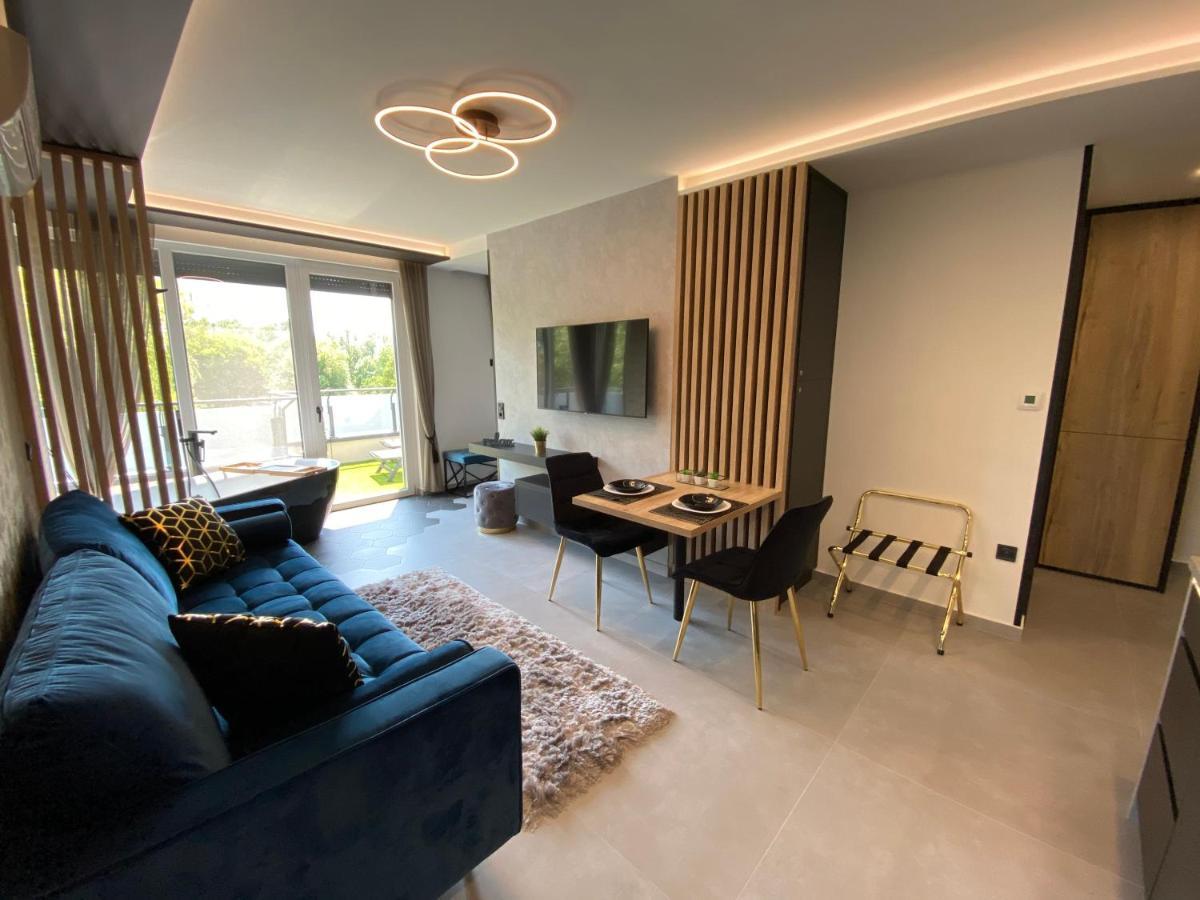 Relax Sauna Apartman Privat Finn Szaunaval Кестхей Екстер'єр фото