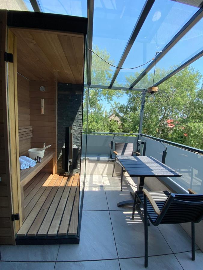 Relax Sauna Apartman Privat Finn Szaunaval Кестхей Екстер'єр фото